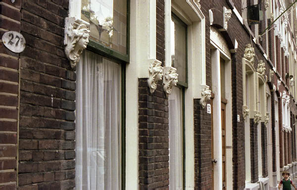 Blommersdijkselaan 25-27